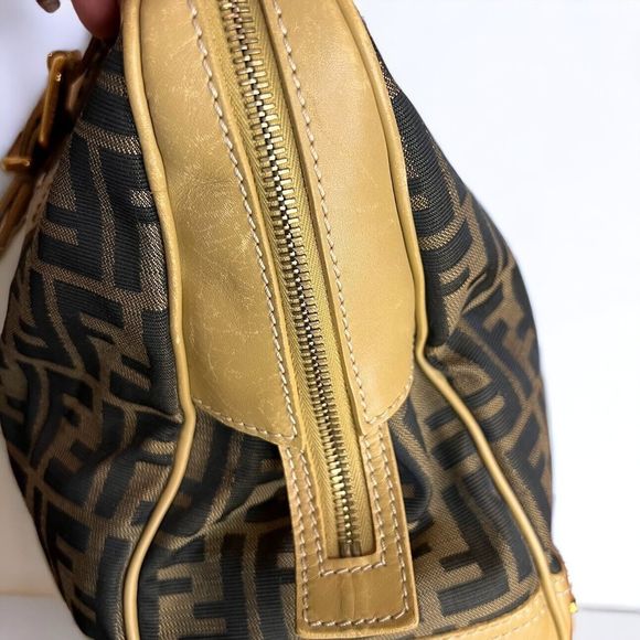 Vintage Fendi Zucca Doctor Bag Large Authentic - Picture 11 of 17